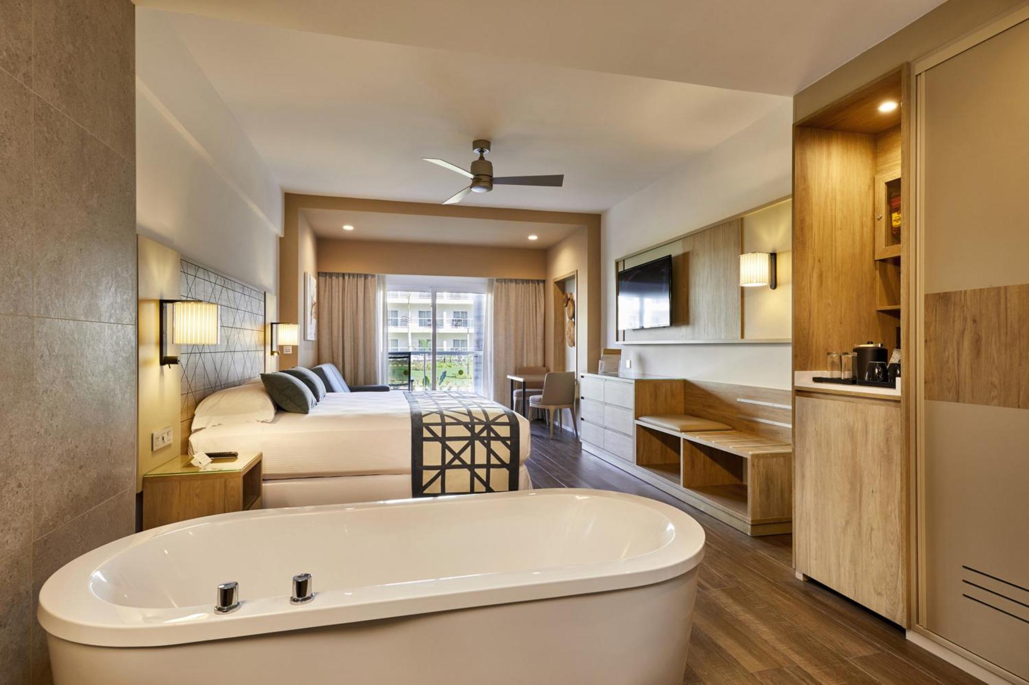Suite Júnior com Vista Tropical